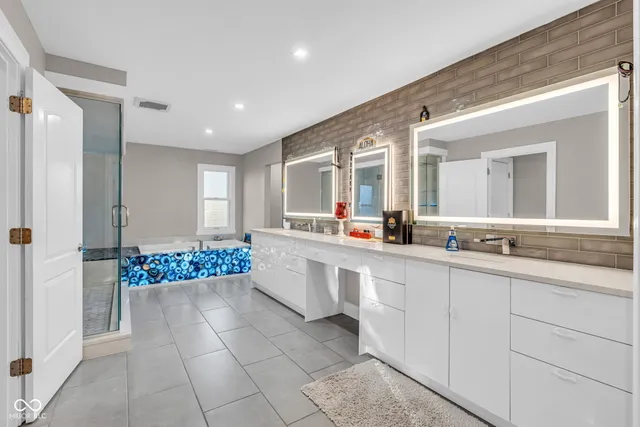 $1,076,900 | 6230 East 56th Street, Indianapolis, IN 46226