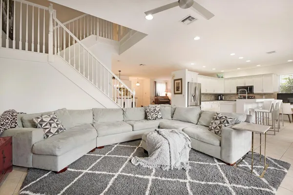 $8,500 | 9061 Dupont Place, Wellington, FL 33414