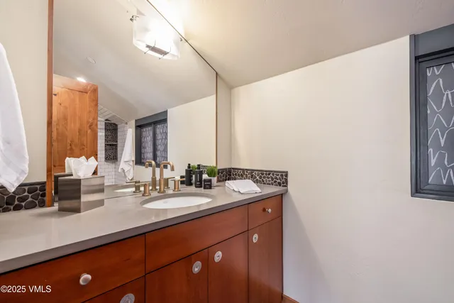 $1,495,000 | 421 Main Street, Unit R2, Minturn, CO 81645