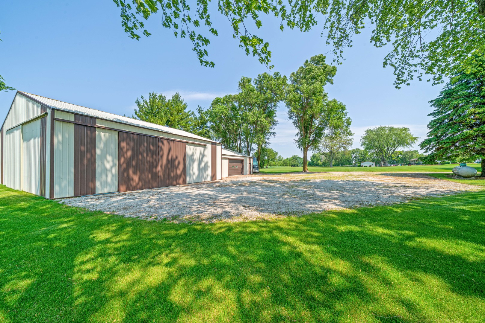 14893 Plank Road Sycamore, IL 60178 - Photo 8 of 33 a view of a back yard of the house