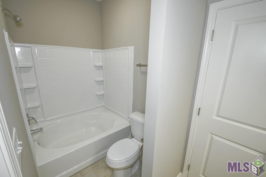 19997 Grantham Road, Unit B Livingston, LA 70754 - Photo 11 of 22 Gallery Image 11