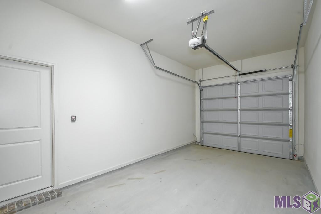 19997 Grantham Road, Unit B Livingston, LA 70754 - Photo 17 of 22 Gallery Image 17