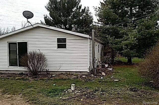 7975 Hall Road Bellevue, MI 49021 - Photo 4 of 9