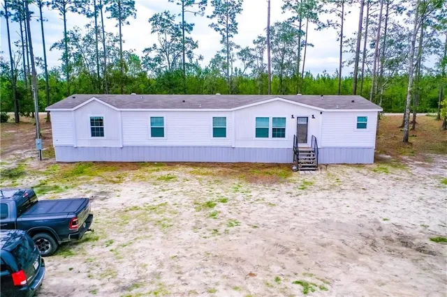$235,000 | 2101 Albert Gibson Road, Hortense, GA 31543
