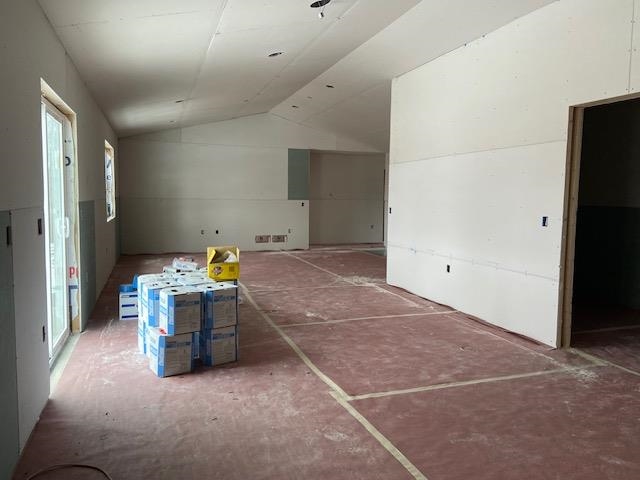 402 Roosevelt Street Baraboo, WI 53913 - Photo 5 of 9