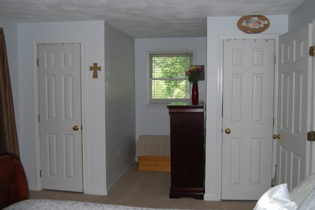 23 North Martin Road Amesbury, MA 01913 - Photo 11 of 16
