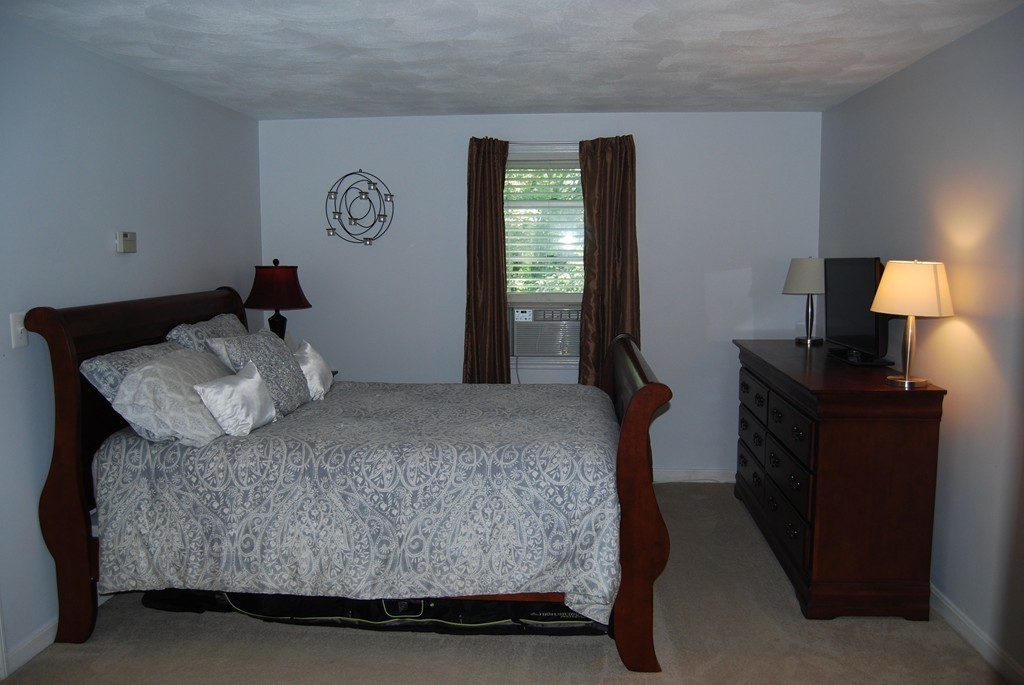 23 North Martin Road Amesbury, MA 01913 - Photo 9 of 16