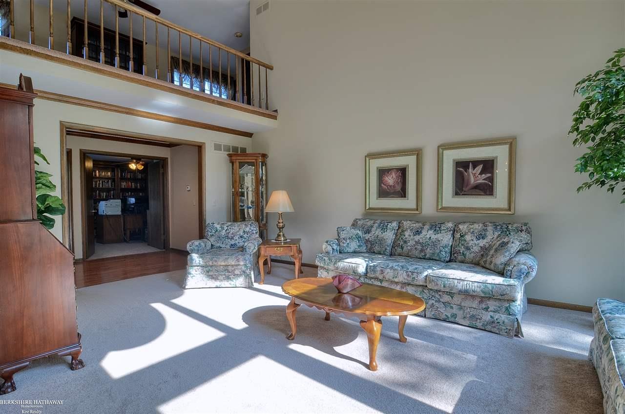 1800 North Adams Road Rochester, MI 48306 - Photo 8 of 43 31386480-7.JPG