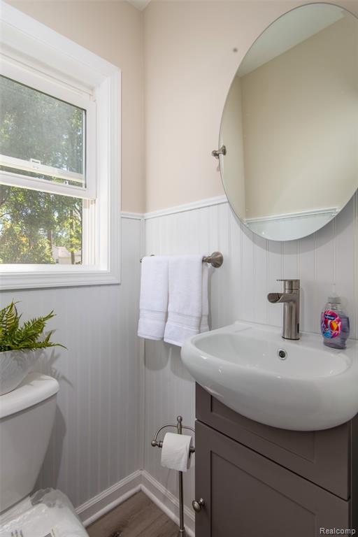 21716 Lahser Road Southfield, MI 48075 - Photo 13 of 29 Gallery Image 13