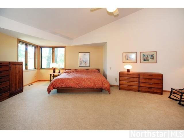 25 Nord Cir Road North Oaks, MN 55127 - Photo 11 of 18