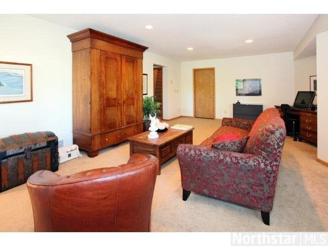 25 Nord Cir Road North Oaks, MN 55127 - Photo 13 of 18
