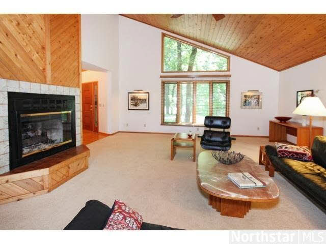 25 Nord Cir Road North Oaks, MN 55127 - Photo 3 of 18