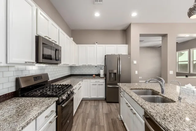 $649,500 | 3023 East Arabian Drive, Gilbert, AZ 85296