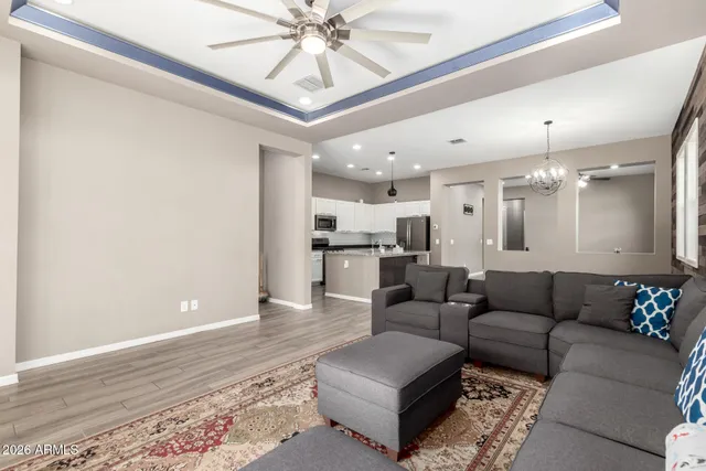 $649,500 | 3023 East Arabian Drive, Gilbert, AZ 85296