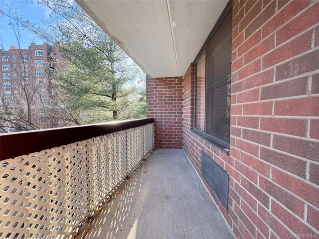 $2,300 | 777 North MacQuesten Parkway, Mount Vernon, NY 10552