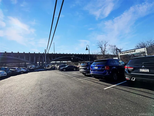 $2,300 | 777 North MacQuesten Parkway, Mount Vernon, NY 10552