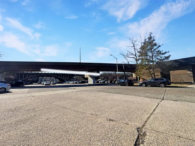 $2,300 | 777 North MacQuesten Parkway, Mount Vernon, NY 10552