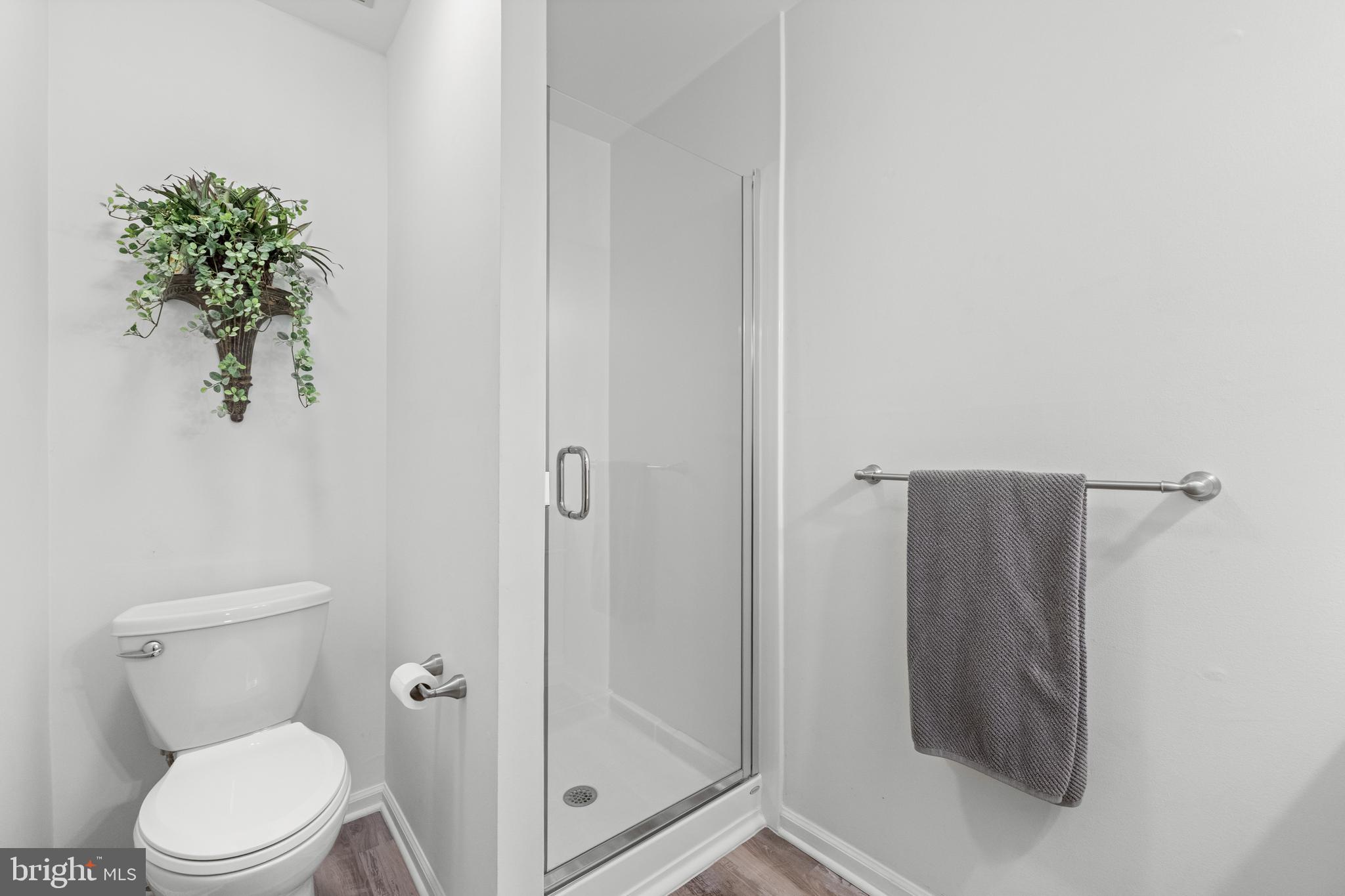 2809 Eagle Road, Unit 2809 West Chester, PA 19382 - Photo 13 of 24 Primary Bathroom