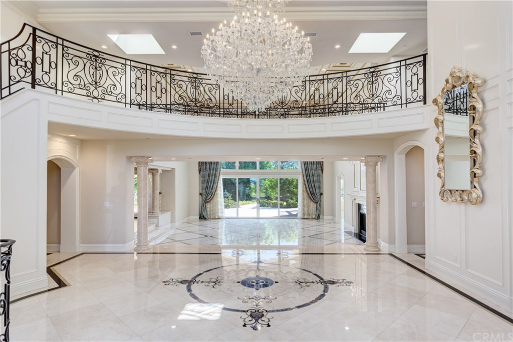 894 Fallen Leaf Road Arcadia, CA 91006 - Photo 3 of 25