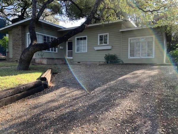 $3,400 | 2207 Montclaire Street, Austin, TX 78704