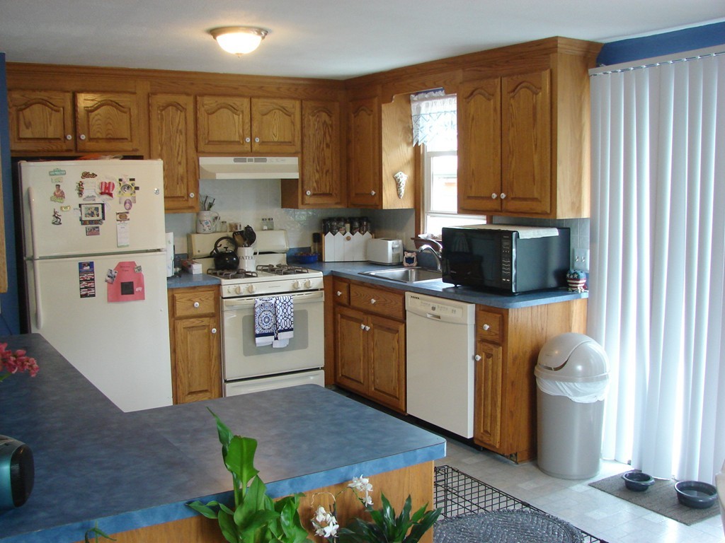 64 Temi Road Bellingham, MA 02019 - Photo 10 of 20 Gallery Image 10