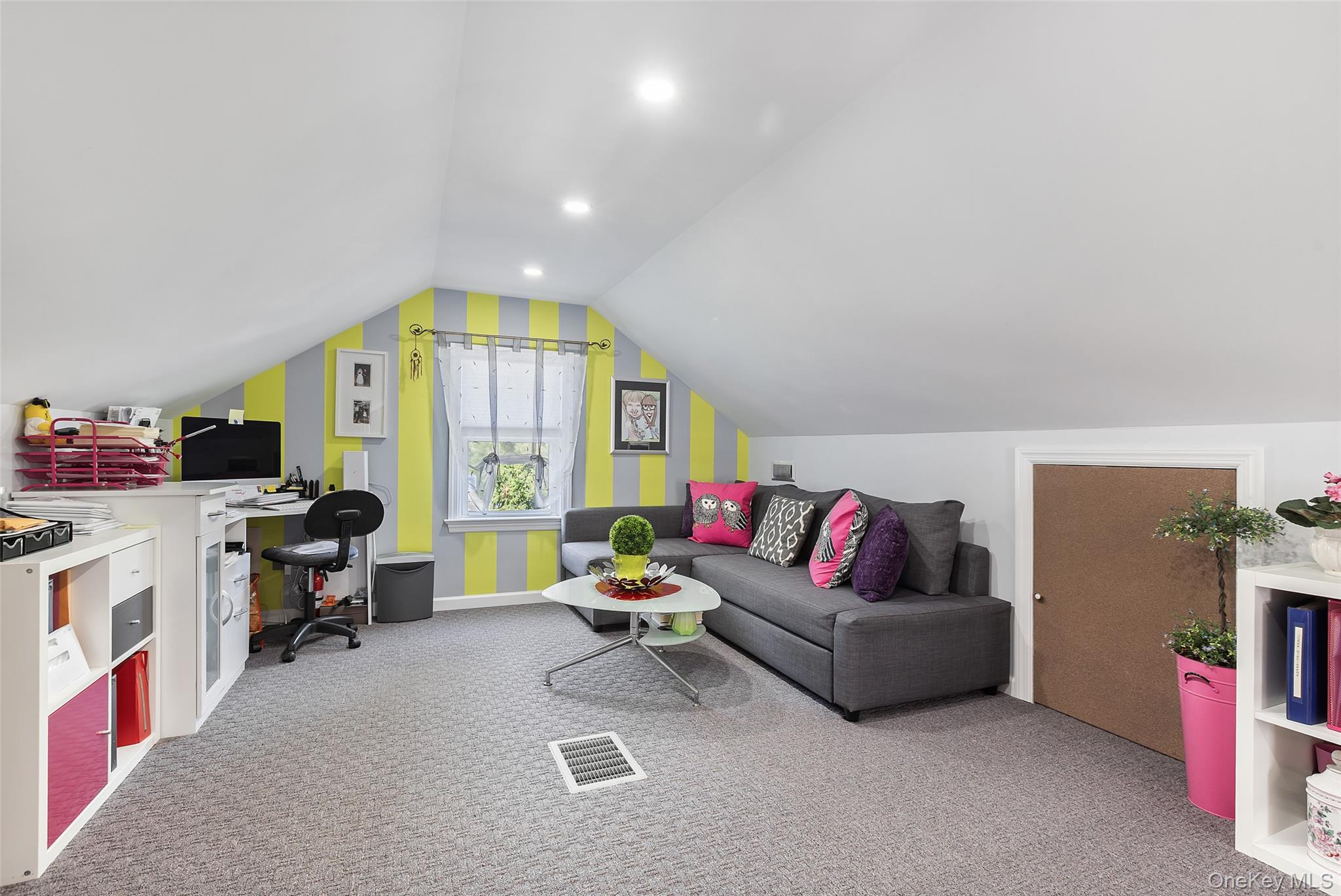 11 Brook Road Port Chester, NY 10573 - Photo 16 of 32