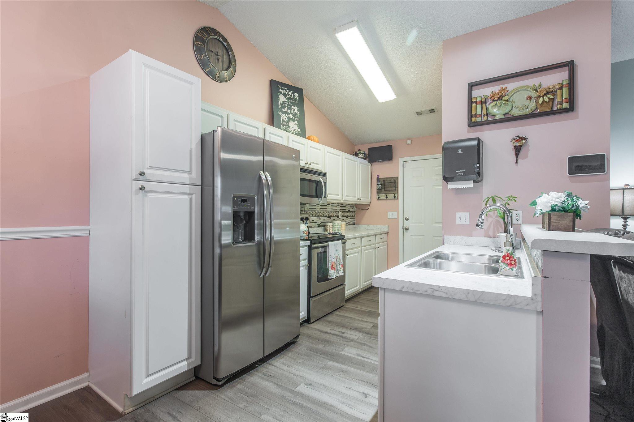 115 Pine Needle Road Piedmont, SC 29673 - Photo 4 of 24 Gallery Image 4