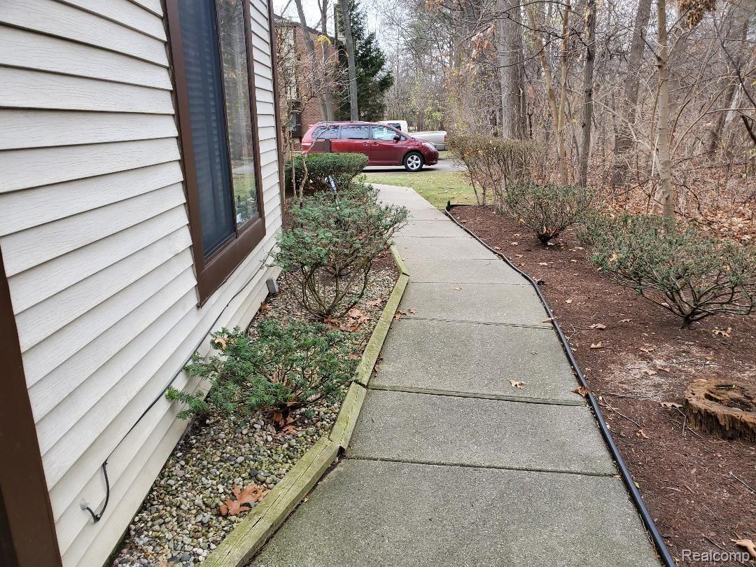 24447 Evergreen Road Southfield, MI 48075 - Photo 30 of 34 thumbnail (34).jpg