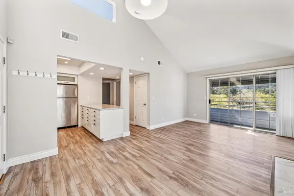 $675,000 | 4 Ash Avenue, Unit 11, Kentfield, CA 94904