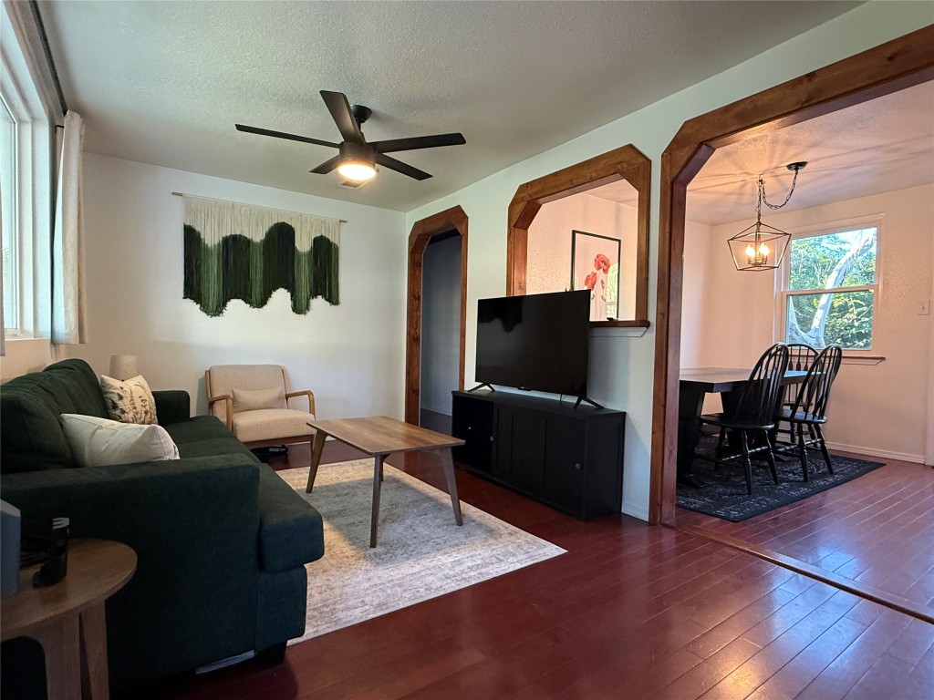 505 East 4th Street Georgetown, TX 78626 - Photo 15 of 18 a living room with furniture and a flat screen tv