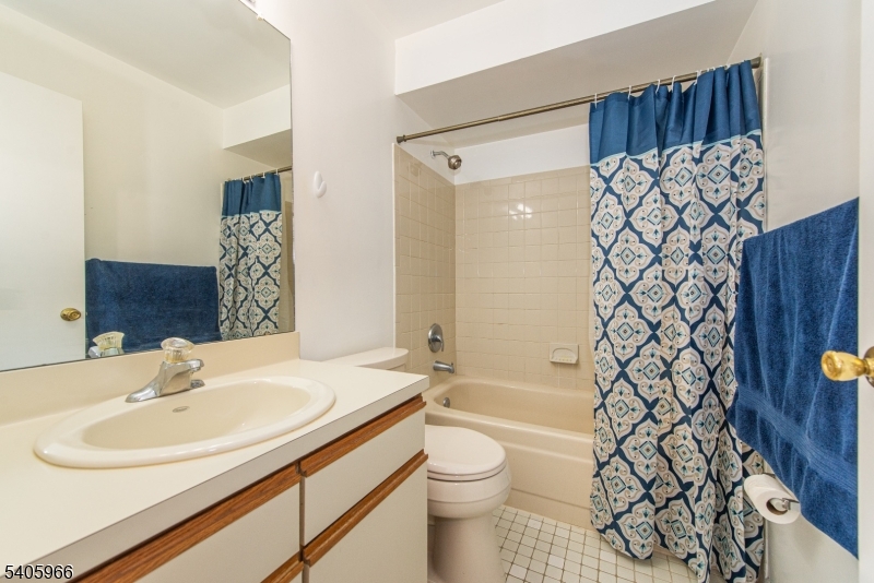 7 Drake Lane, Unit 7 Ledgewood, NJ 07852 - Photo 19 of 37