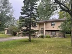 $240,000 | 105 Valley View Road, Karlstad, MN 56732