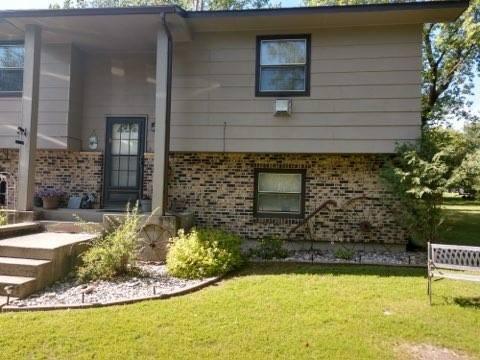 105 Valley View Road Karlstad, MN 56732 - Photo 2 of 36