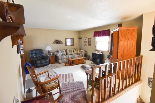 $240,000 | 105 Valley View Road, Karlstad, MN 56732