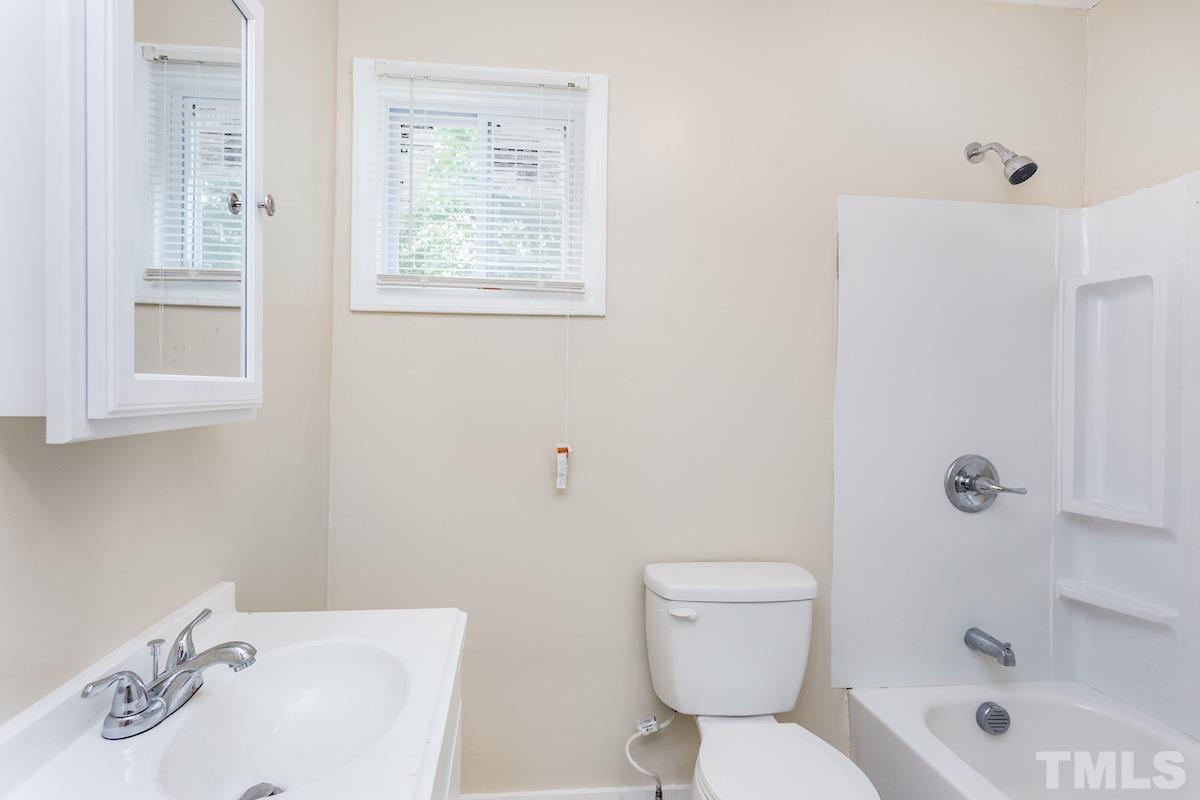 1828 Poole Road Raleigh, NC 27610 - Photo 15 of 21