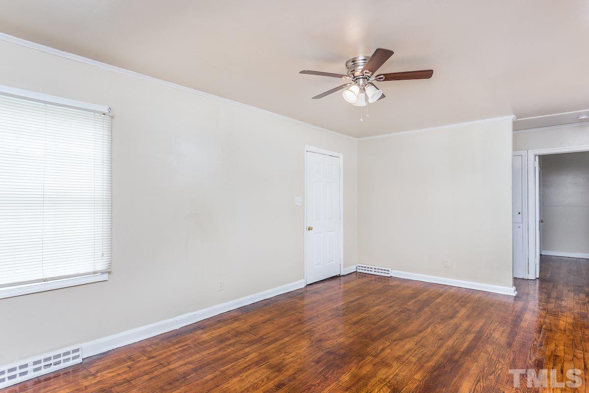 1828 Poole Road Raleigh, NC 27610 - Photo 4 of 21