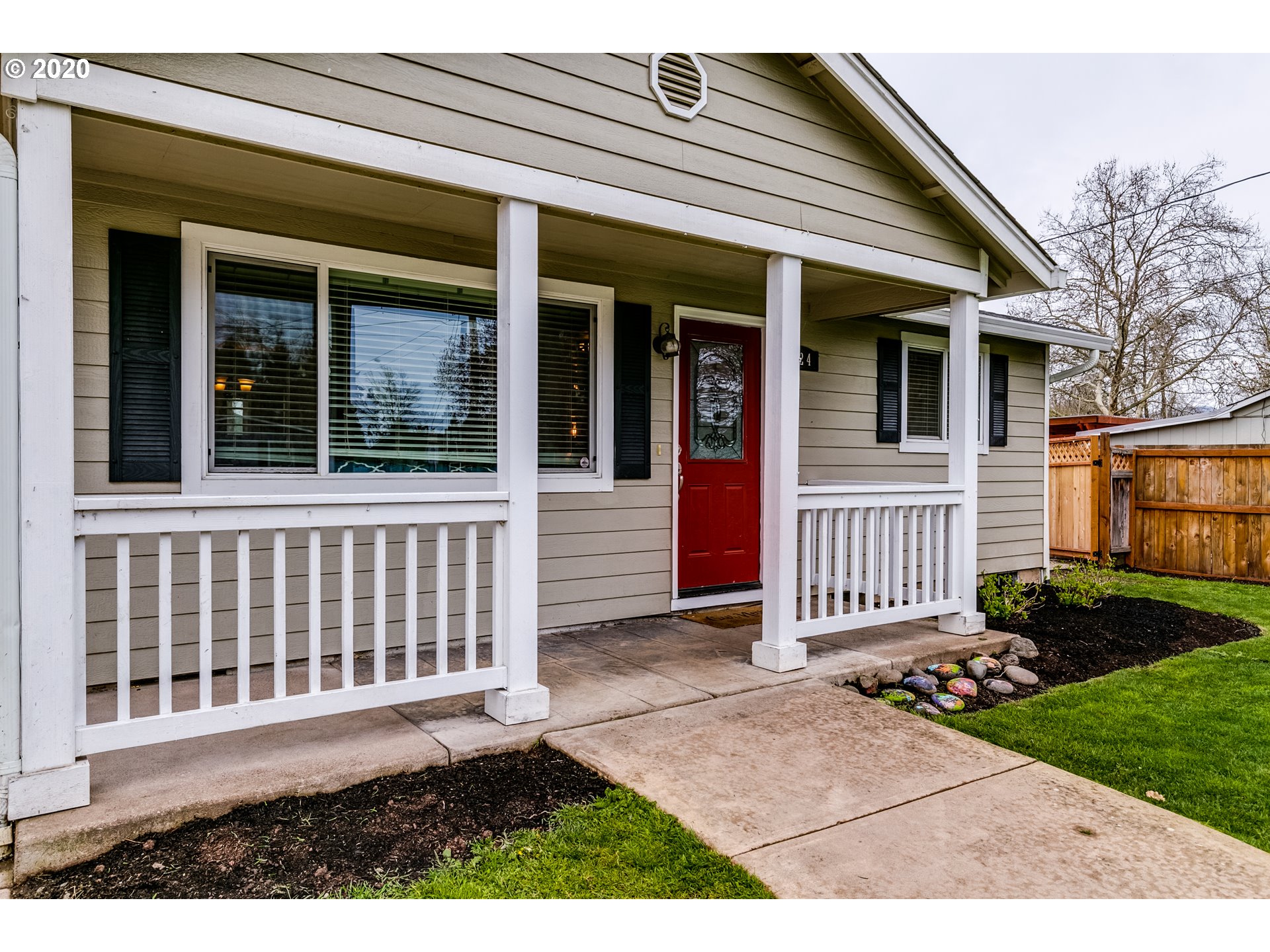424 South 43rd Street Springfield, OR 97478 - Photo 5 of 32