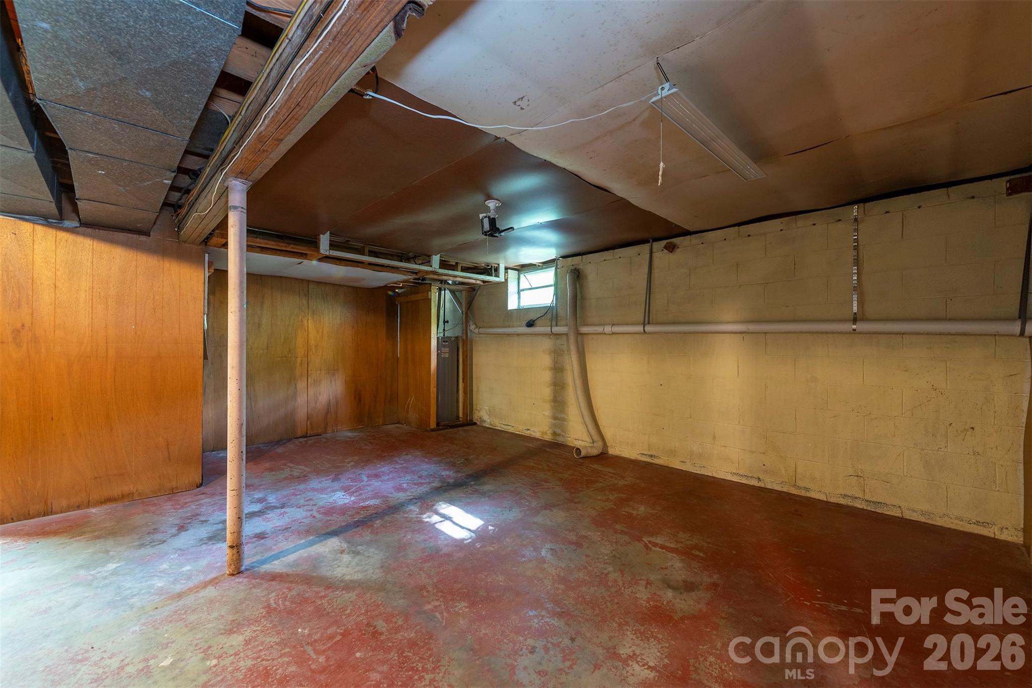 76 Maple Springs Road Asheville, NC 28805 - Photo 18 of 27 Gallery Image 18