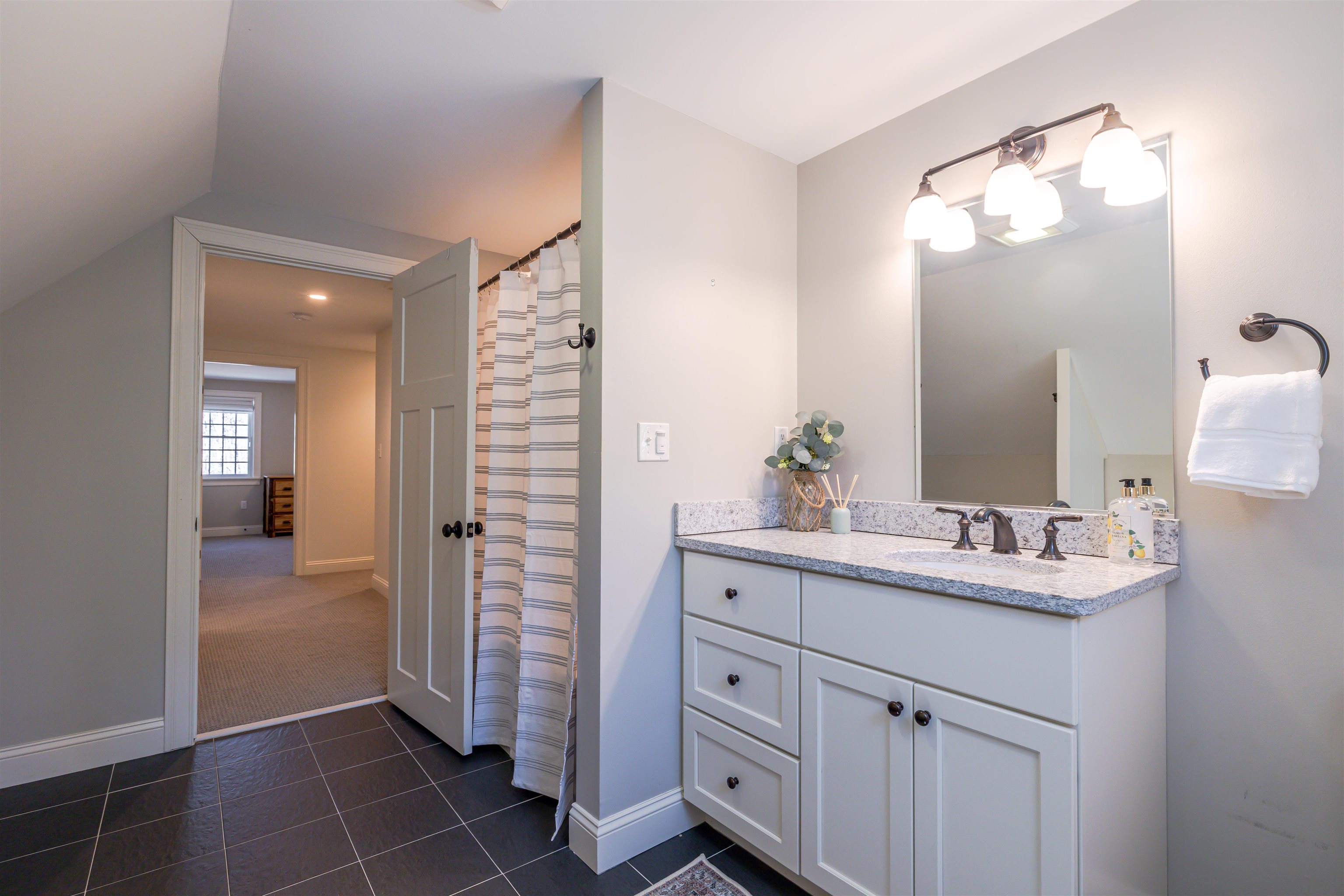 594 S Road Hopkinton, NH 03229 - Photo 31 of 60 Gallery Image 31