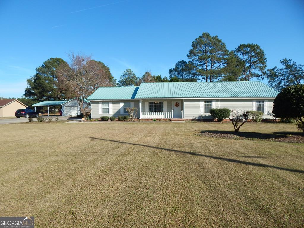 1333 Oak Ridge Road Baxley, GA 31513 - Photo 1 of 1 Main View