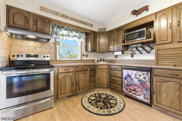 $399,990 | 403 Red School Lane, Phillipsburg, NJ 08865