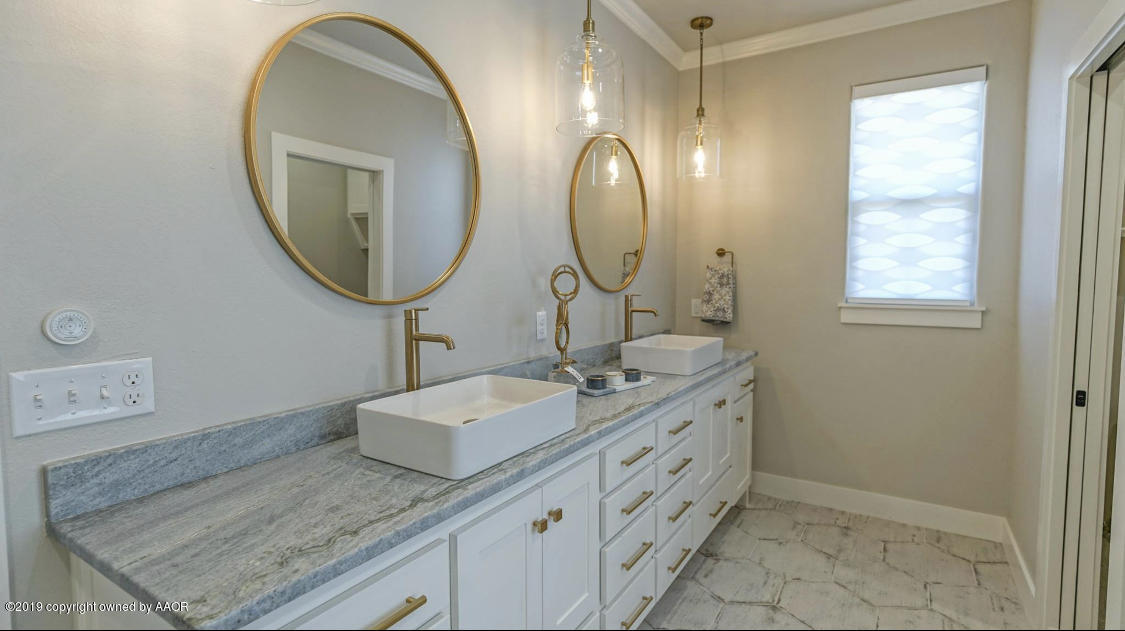 6720 Arnot Road Amarillo, TX 79119 - Photo 52 of 68 Master Bath
