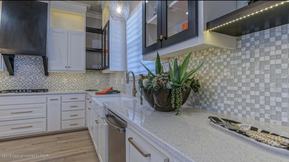 6720 Arnot Road Amarillo, TX 79119 - Photo 7 of 68 Kitchen