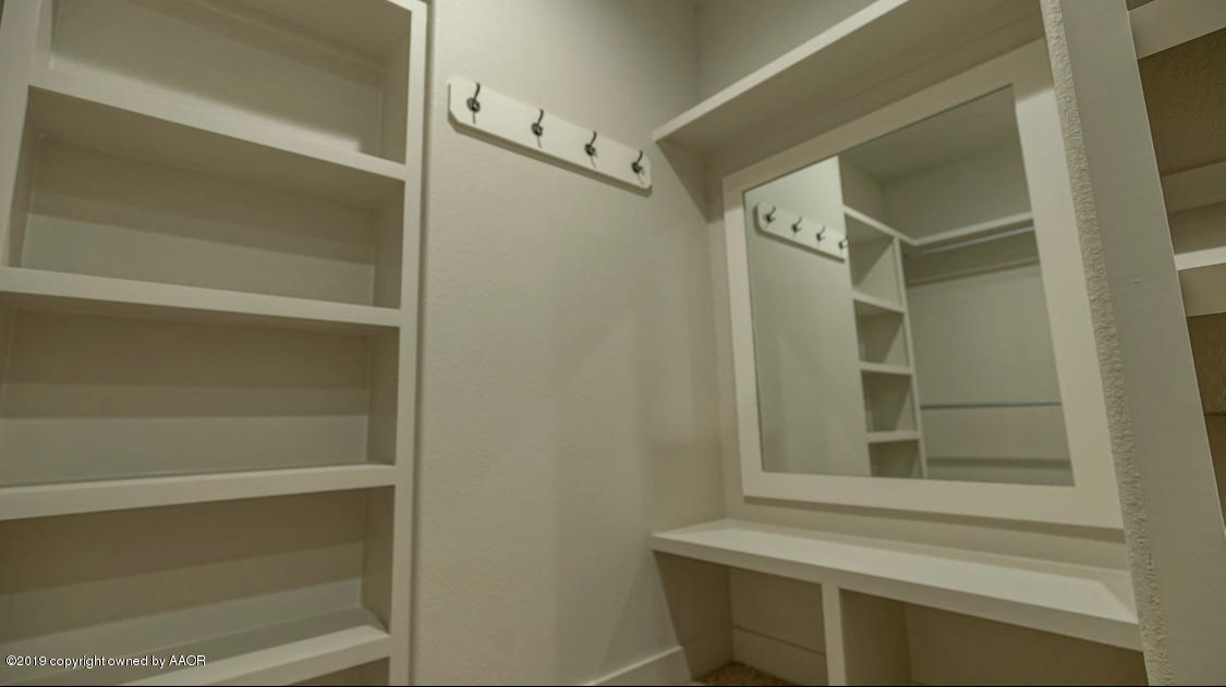 6720 Arnot Road Amarillo, TX 79119 - Photo 61 of 68 Master Closet