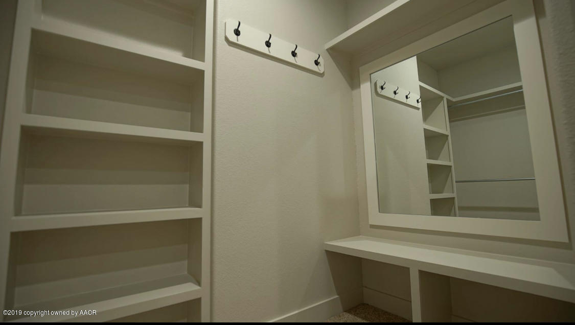 6720 Arnot Road Amarillo, TX 79119 - Photo 63 of 68 Master Closet