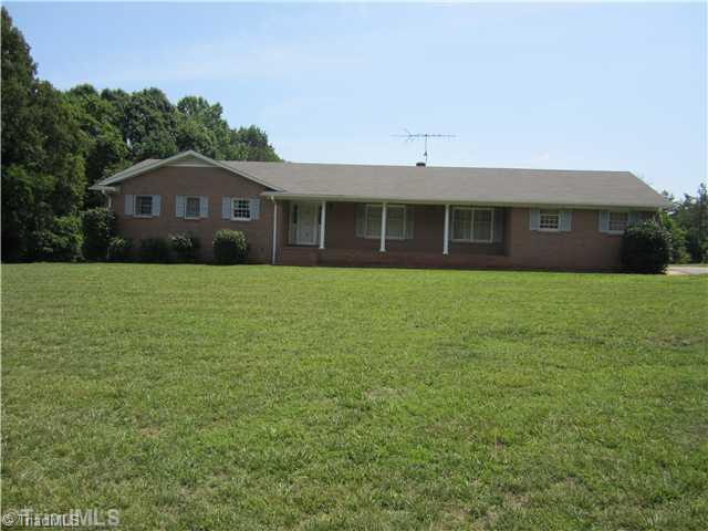 3324 Allred Road Lexington, NC 27292 - Photo 13 of 13 Exterior Front.
