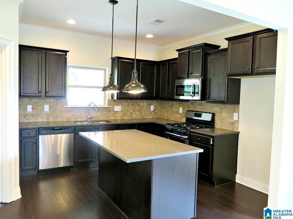 1037 Dublin Way Birmingham, AL 35242 - Photo 7 of 17