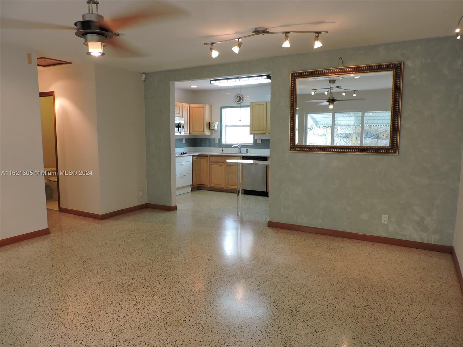 1630 Tyler Street Hollywood, FL 33020 - Photo 5 of 26