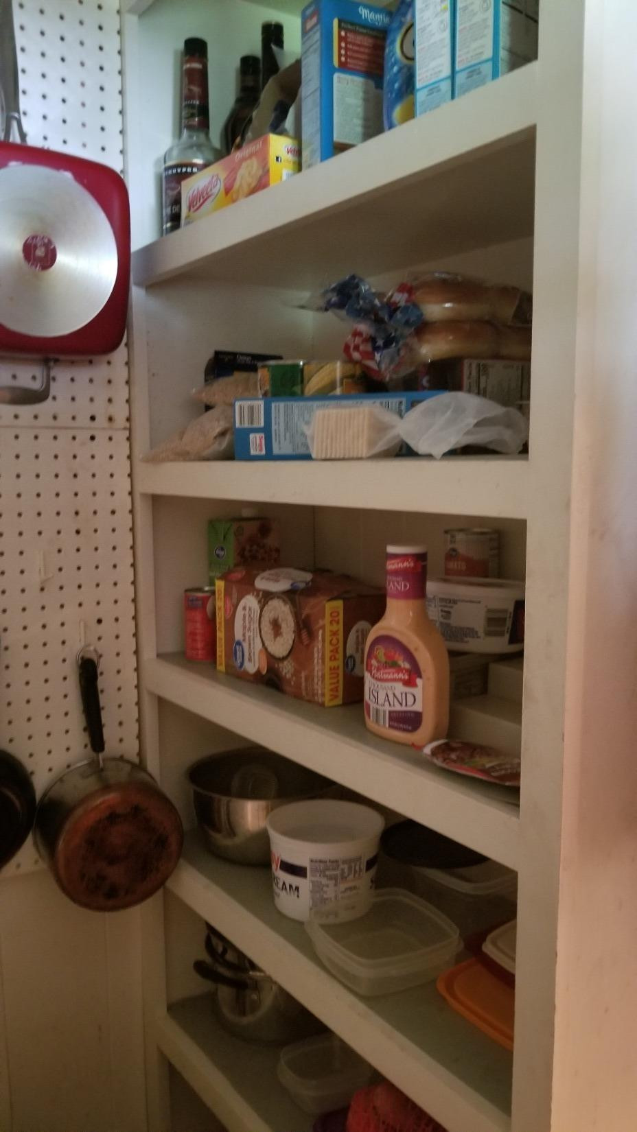 827 Hilltop Road Danville, KY 40422 - Photo 14 of 23 Built-in pantry in utility room.