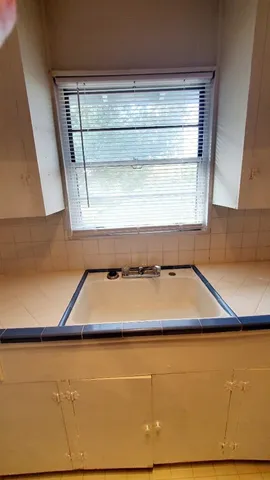 $799 | 4427 Jefferson Street, Unit 1/2, Houston, TX 77023